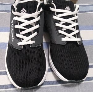 Women's Columbia Walking Shoes